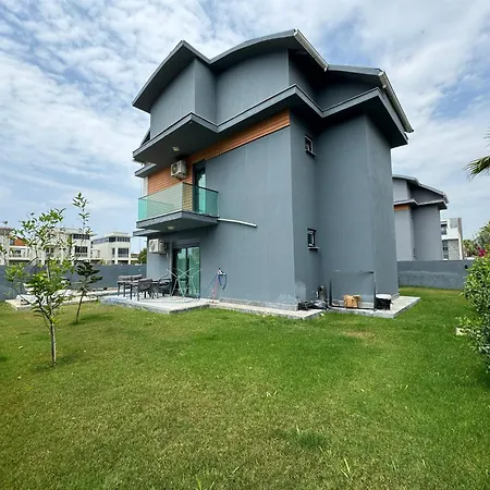 3 Bedroom Luxury With Detached Pool Elexus 2 *